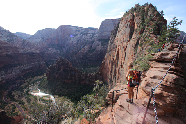 Angel's Landing Trek